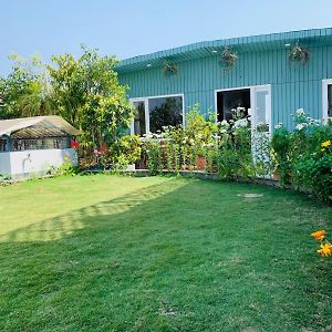 Deluxe Double Room Garden View
